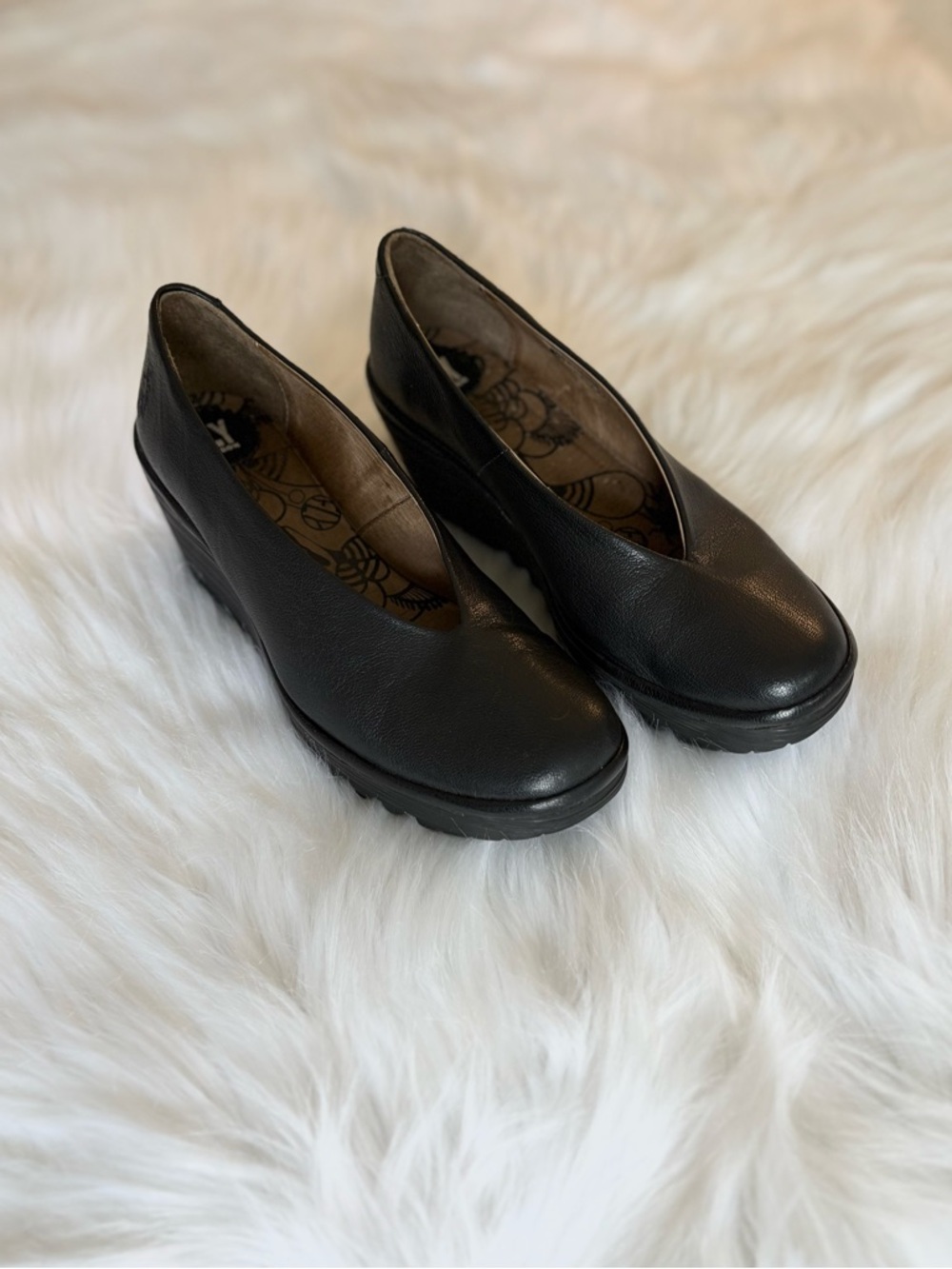 FLY LONDON Yaz wedge Black Women’s EU 40 US 9